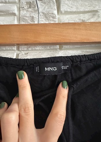 Kadın Siyah Midi Etek - Görsel 3