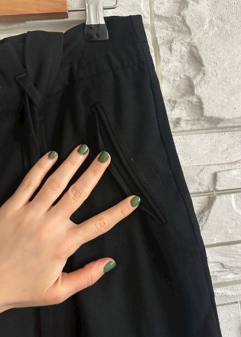 Kadın Siyah Kemerli Pantolon - Görsel 3