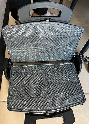 Siyah Schafer Tost ve Sandviç Makinesi - Görsel 2