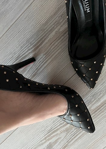 Zımba Detaylı Stiletto - Görsel 3