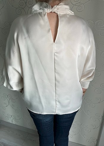 Zara Beyaz Saten Yüksek Yakalı Kadın Bluz - Görsel 3