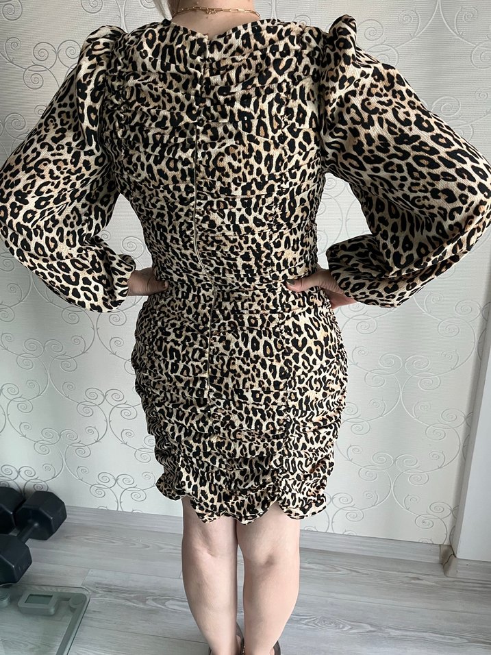 H&M Leopar Desenli Uzun Kollu Kadın Midi Elbise - Görsel 3