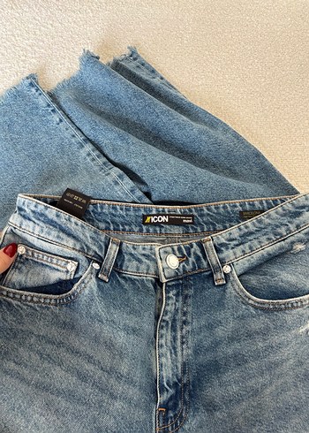 Mavi Markalı Jean - Görsel 3