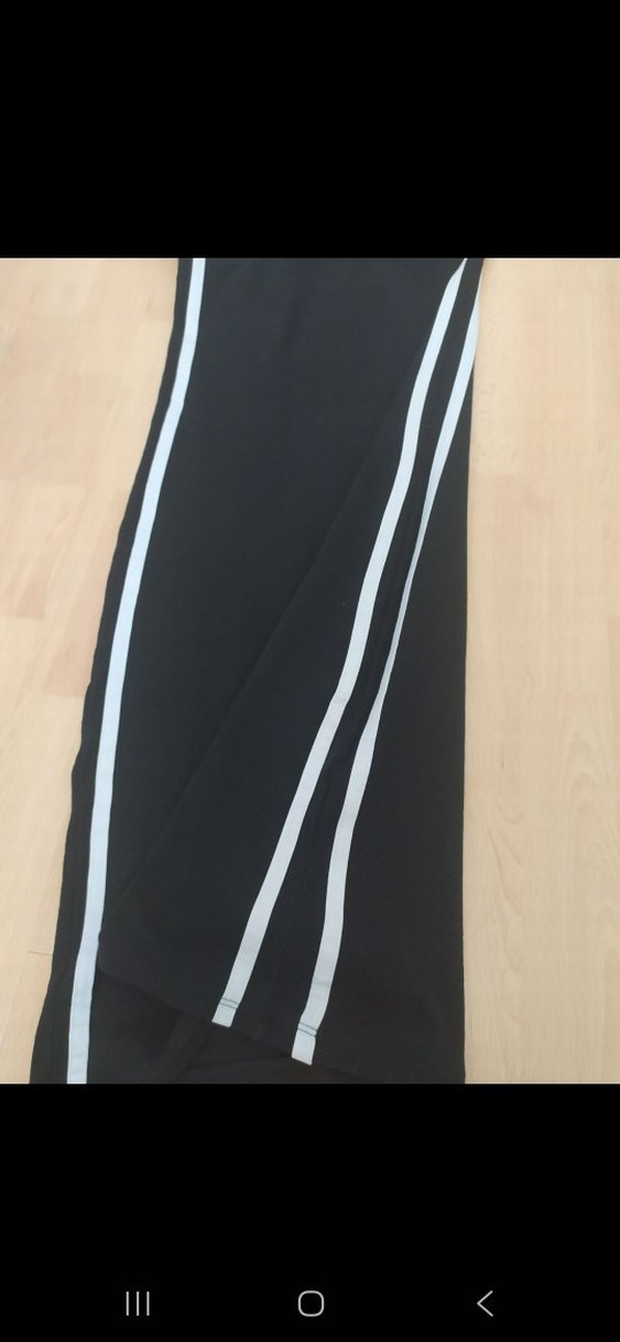 Siyah Kısa Kollu Spor Kesim Uzun Elbise - Görsel 4