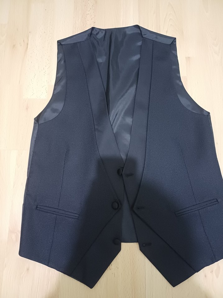 Erkek Siyah Klasik Düğmeli Yelek - Görsel 2