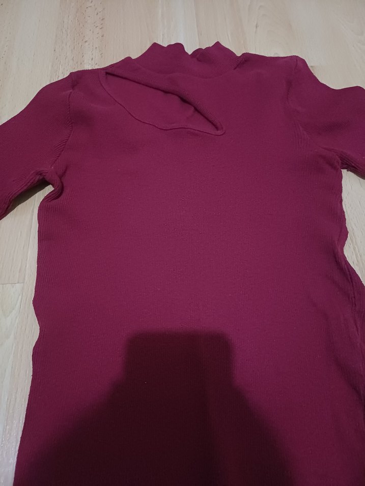 Bordo Yüksek Yaka Kadın Bluz - Görsel 2