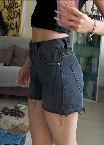 34 Beden Stradivarius kot şort