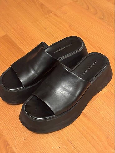 pull & bear platform terlik
