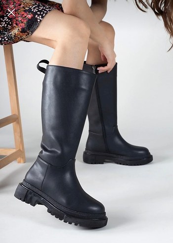 Siyah Kadın Dizüstü Bot - Görsel 2