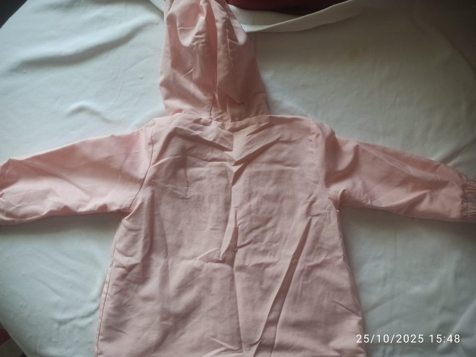 Düğmeli Pembe Kız Yağmurluk - Görsel 3