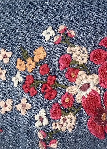 Nakışlı Koyu Mavi Bol Kesim Kız Kot Pantolon - Görsel 5