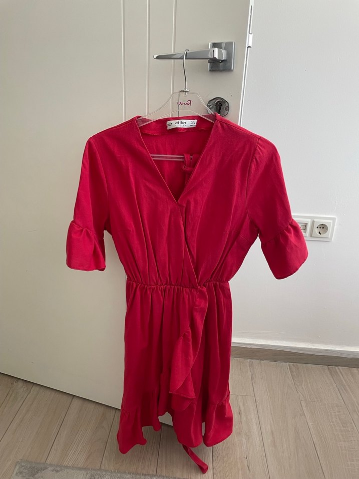 Kısa Kollu Kırmızı Mini Tulum - Görsel 3