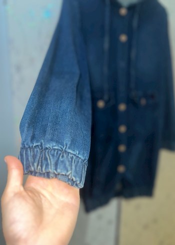 Düğmeli Kapüşonlu Lacivert Kot Ceket - Görsel 4