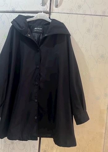 Siyah Düğmeli Midi Kadın Yağmurluk - Görsel 2