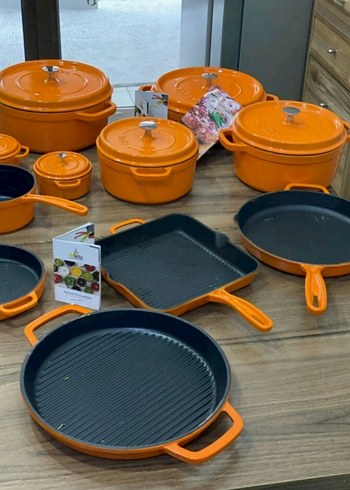Hecha 17 Parça Döküm Tencere ve Tava Seti