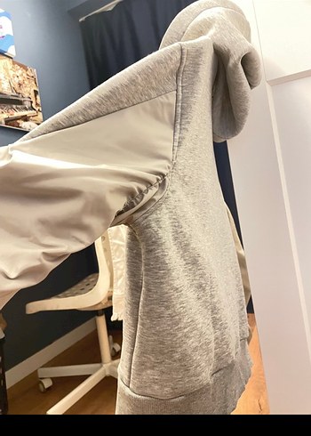 Gri Kapüşonlu Fermuarlı Kadın Sweatshirt - Görsel 2