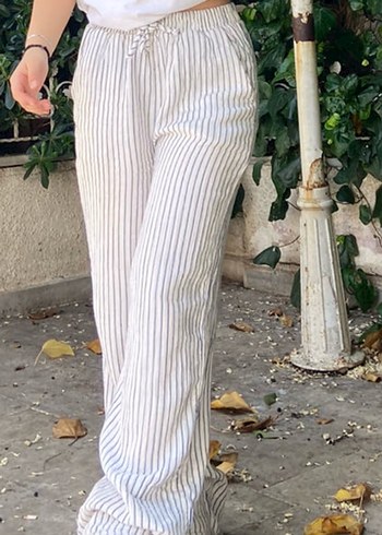 Gri Çizgili Beyaz Keten Kadın Pantolon - Görsel 2