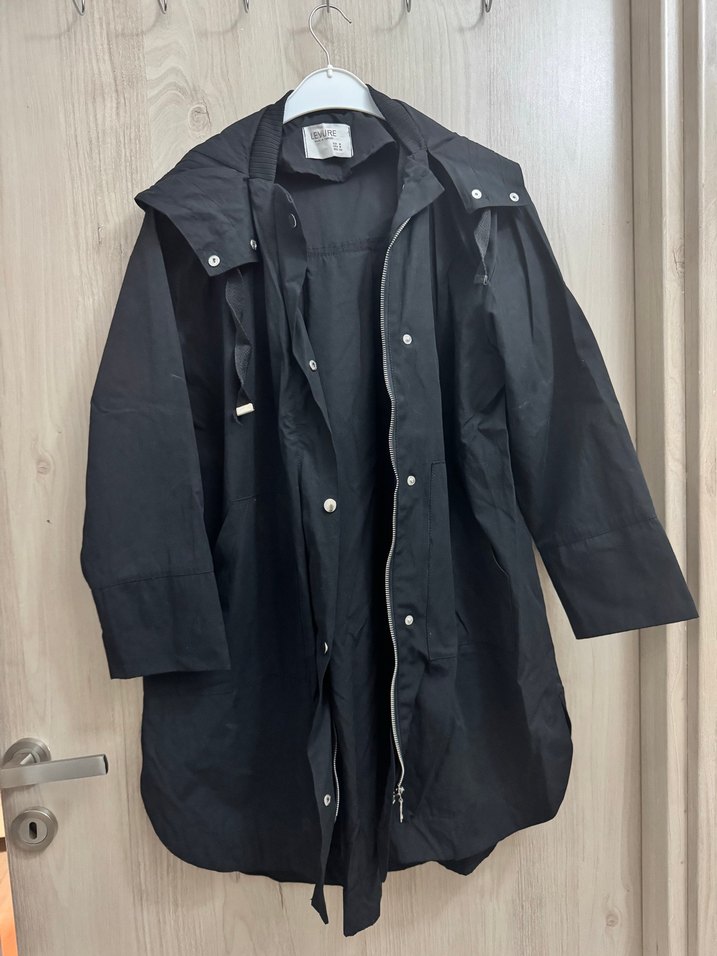 Kadın Siyah Kapüşonlu Uzun Keten Yağmurluk - Görsel 3