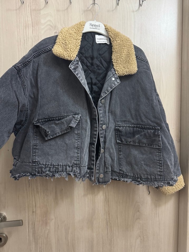 Gri Kadın Peluş Detaylı Kot Ceket - Görsel 2