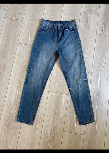 Gri Tonlu Mavi Kadın Bol Kesim Denim Pantolon