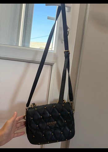 Guess Siyah Deri Kapitone Kadın Çanta - Görsel 2