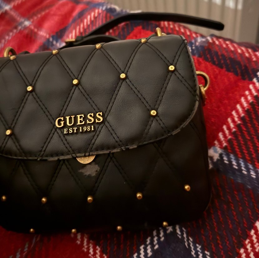 Guess Siyah Deri Kapitone Kadın Çanta - Görsel 4