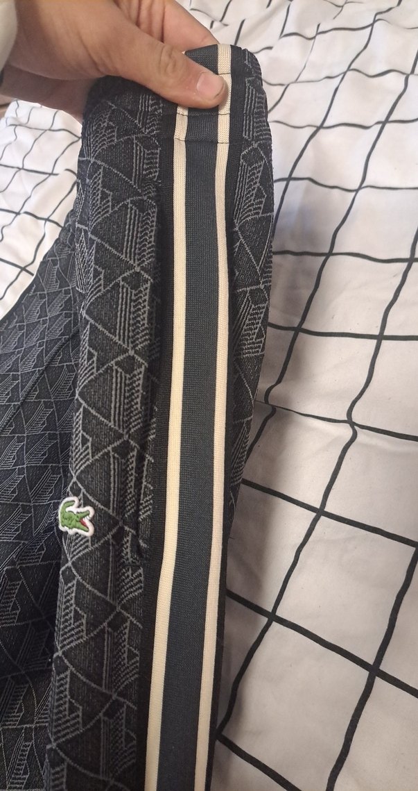 Lacoste antrasit eşofman orjinaldir hiçbir şüpheniz olmasın - Görsel 5