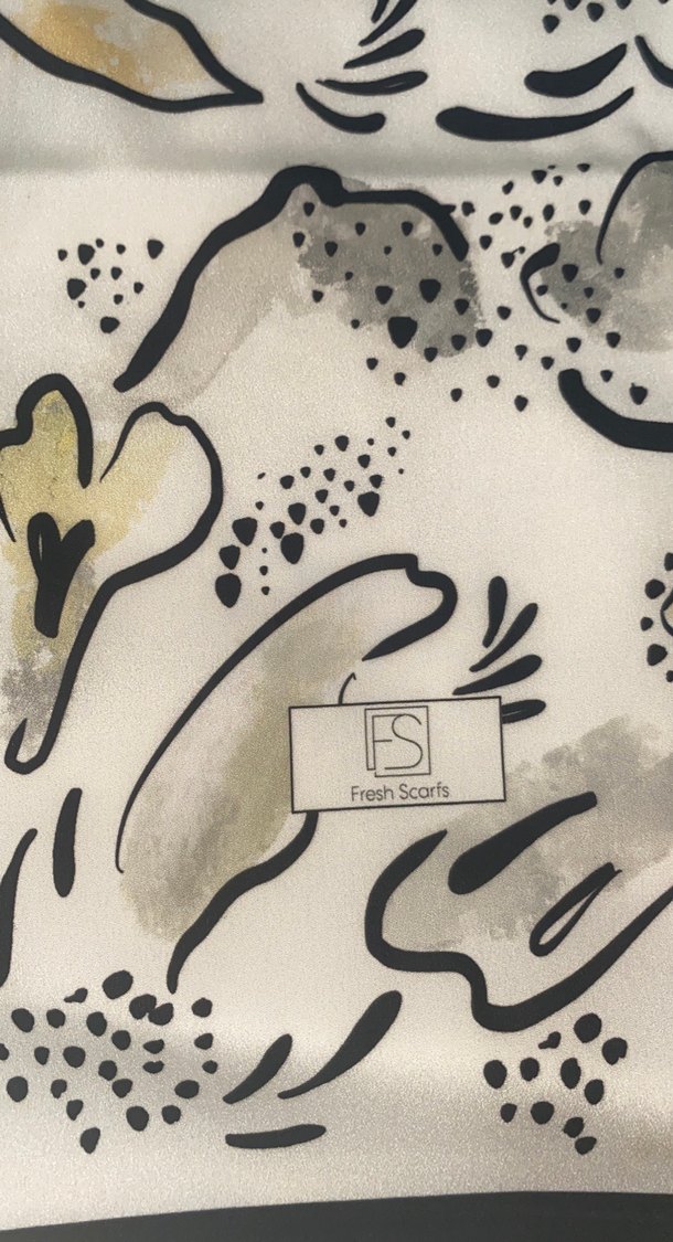 Gri Desenli Kadın Fular - Görsel 4