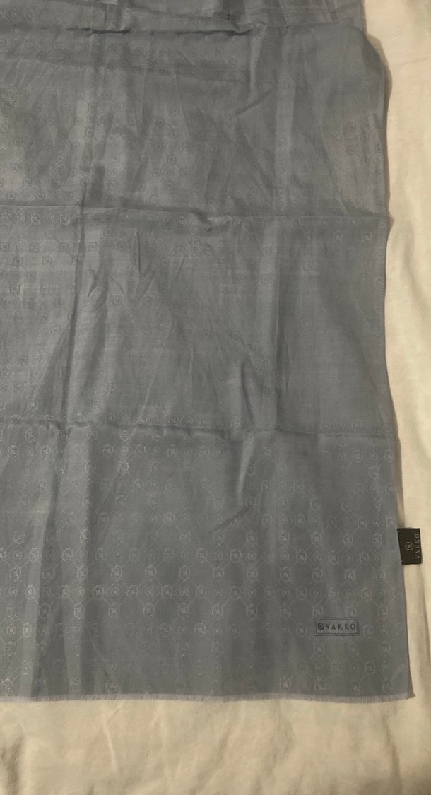 Gri  Kadın Şal - Görsel 3