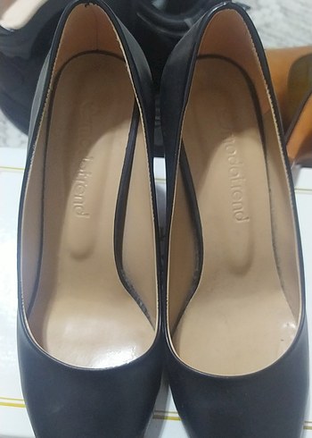 Siyah Stiletto Topuklu Kadın Ayakkabı - Görsel 2