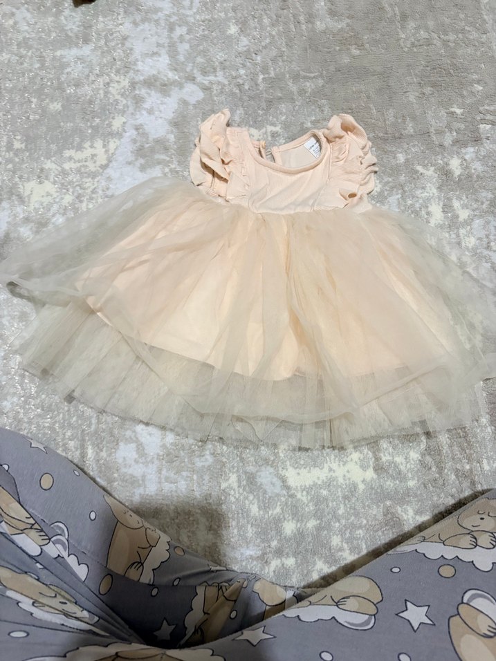 Bej Uzun Kollu Fırfırlı Bebek Body - Görsel 2