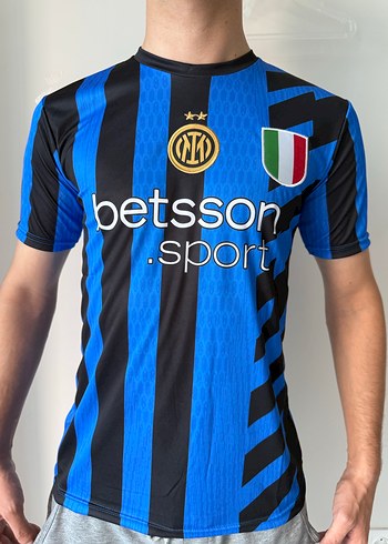 Hakan Çalhanoğlu inter kısa kollu forma