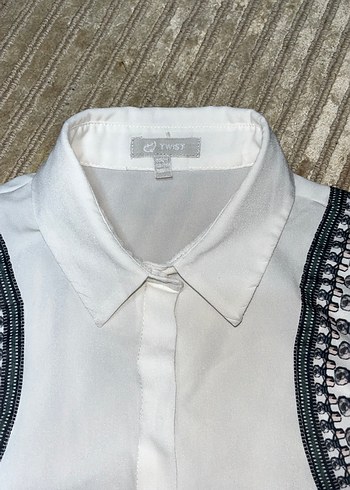 Nakışlı Kolsuz Bohem Beyaz Gömlek - Görsel 4