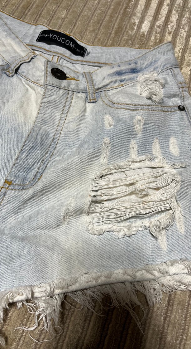 Düğmeli Açık Mavi Kadın Denim Şort - Görsel 3