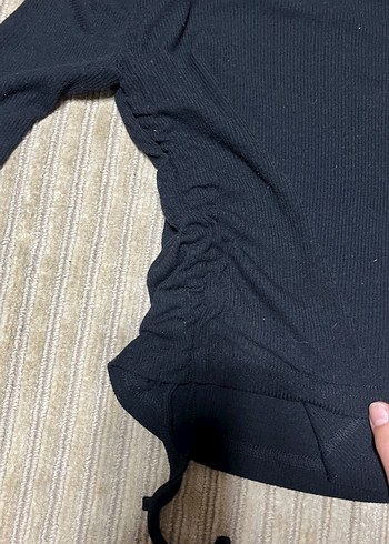 Kadın Siyah Yüksek Yakalı yandan büzmeli - Görsel 2