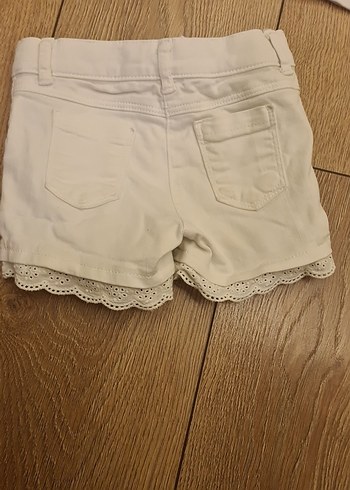 Kız Çocuk Beyaz Dantel Kenarlı Pamuk Şort - Görsel 3