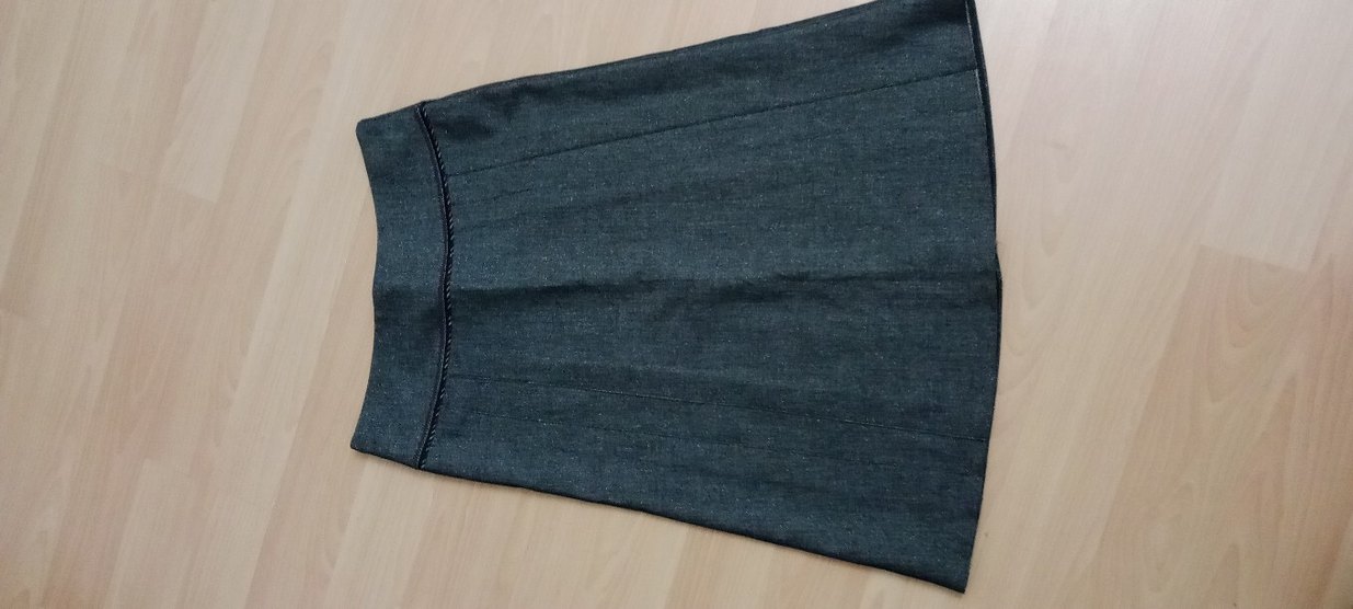 Gri Kadın diz altı etek  esnek likralı 100/100 pamuklu  kumaş - Görsel 3