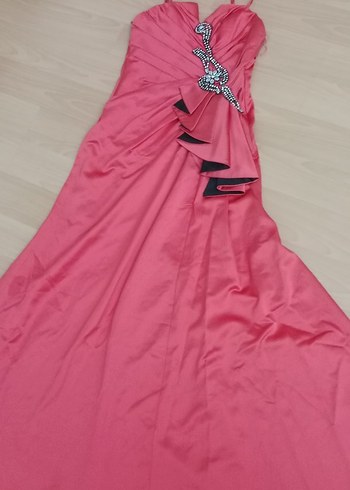 narçiçeği rengi Drapeli Uzun Abiye Elbise sadece 1 kez giyildi - Görsel 3