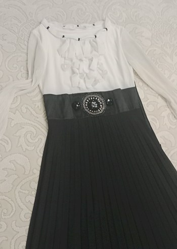 Kadın Siyah beyaz Uzun Piliseli elbise - Görsel 2