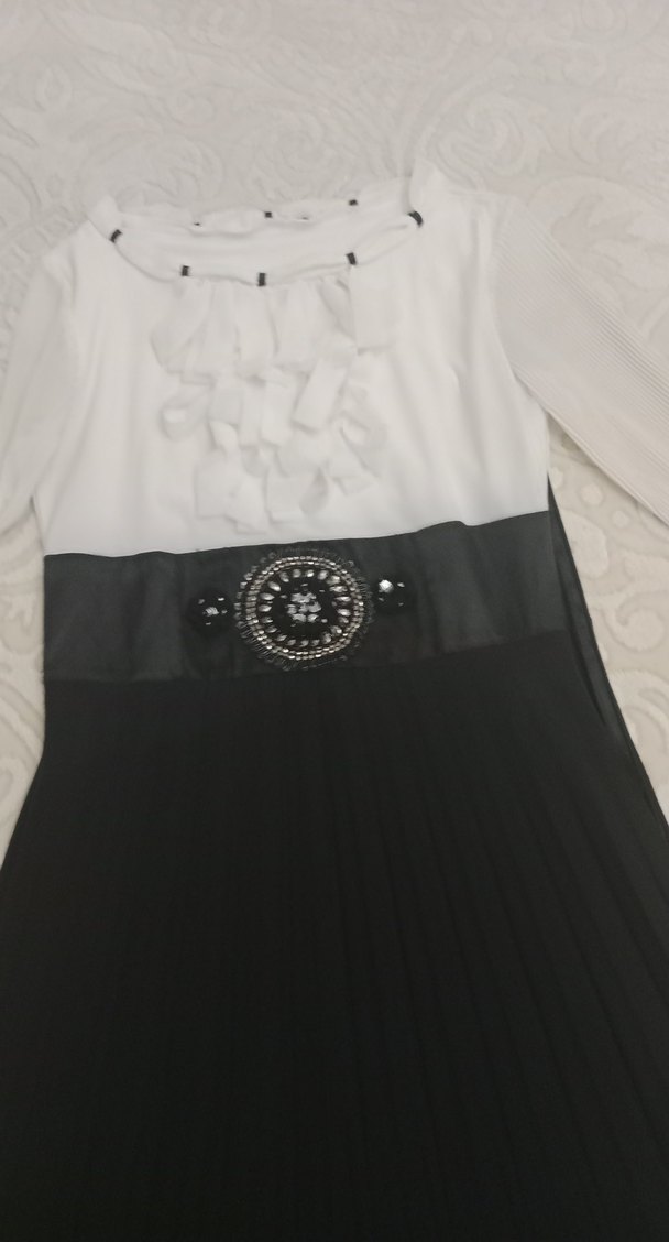 Kadın Siyah beyaz Uzun Piliseli elbise - Görsel 4