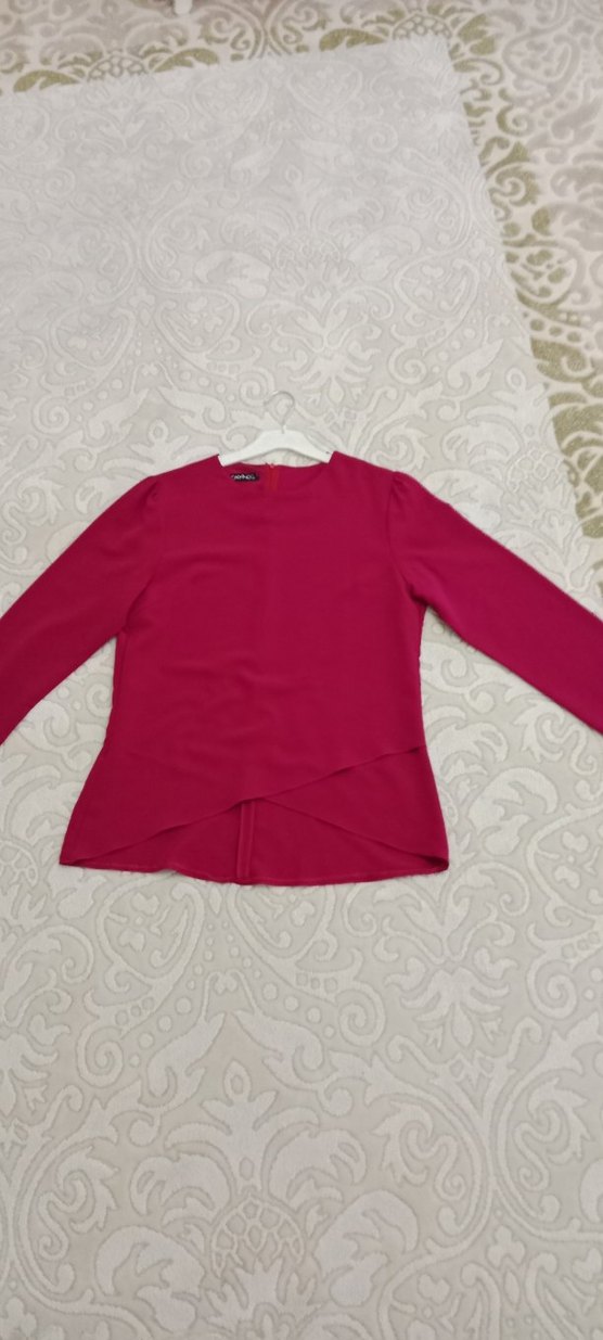 Pembe V Yaka Uzun Kollu Kadın Bluz - Görsel 2