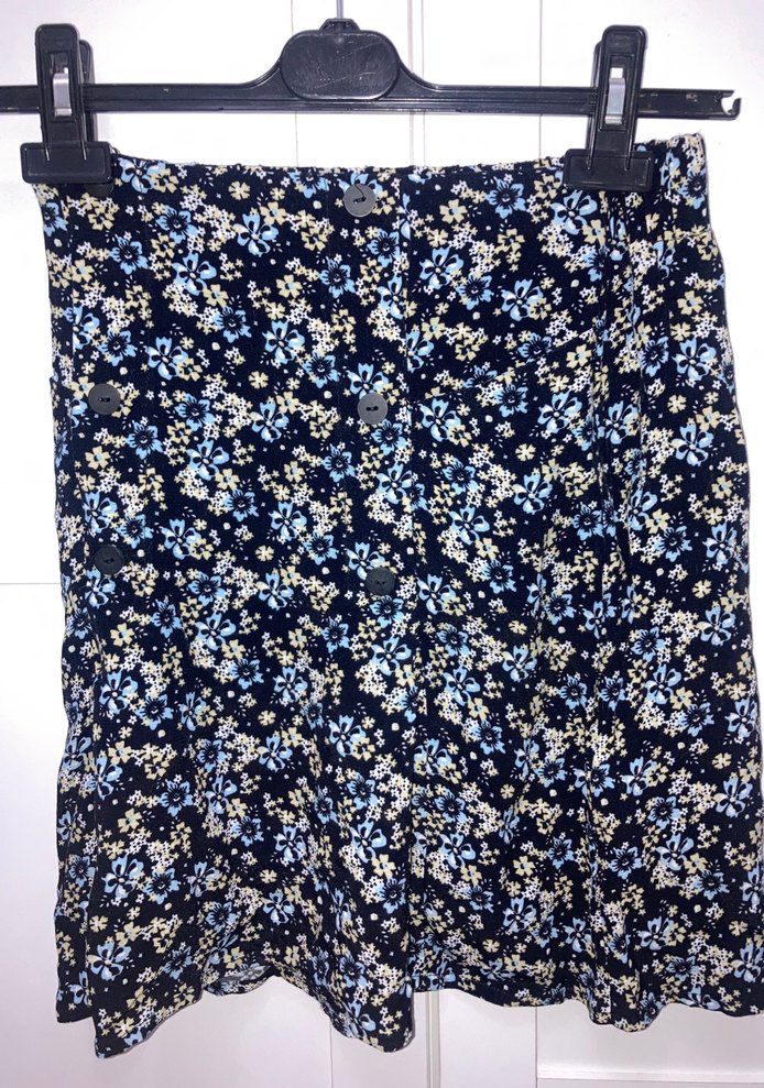 Düğmeli Midi Mavi Çiçek Desenli Etek - Görsel 4