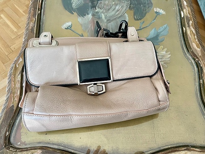 Balenciaga çanta
