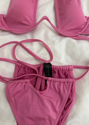 Pembe simli brazilian Bikini Takımı - Görsel 2