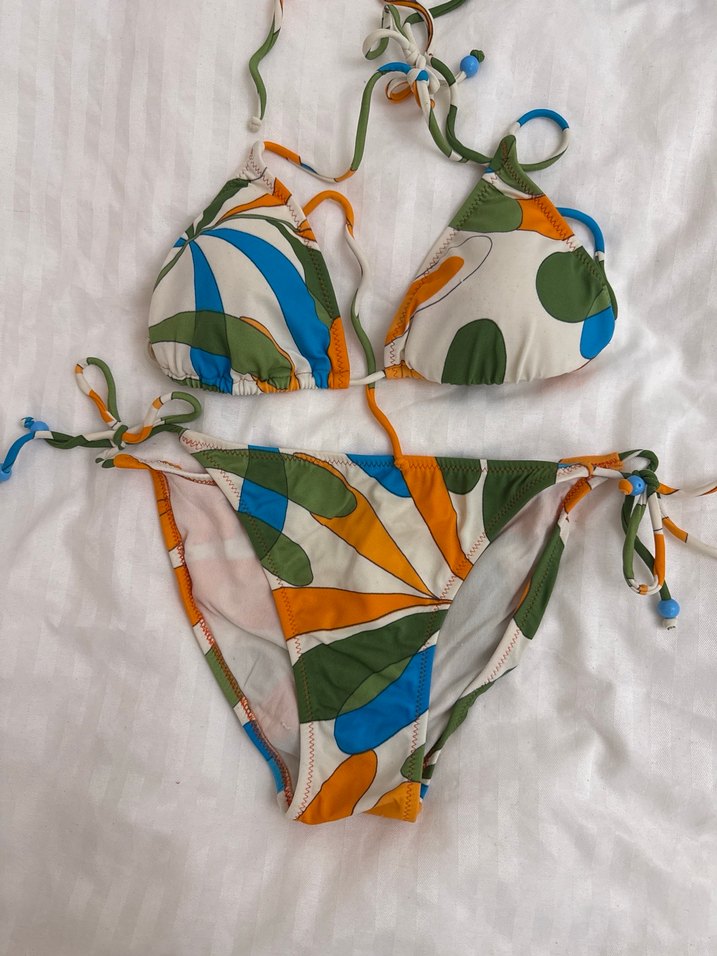 Renkli Bağcıklı Y2K Bikini - Görsel 2