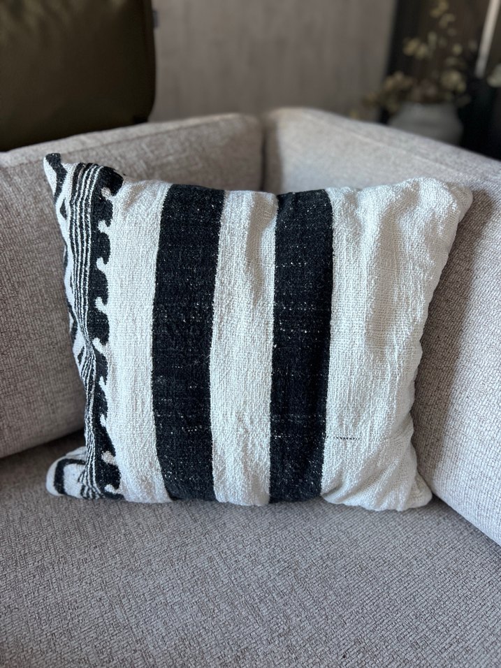 [home&deco] Dokuma Kırlent Kılıfı  Siyah Beyaz - Görsel 2