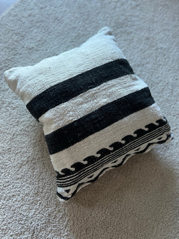 [home&deco] Dokuma Kırlent Kılıfı  Siyah Beyaz - Görsel 4