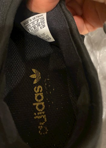 38 Beden Adidas Kadın Siyah Günlük Spor Ayakkabı