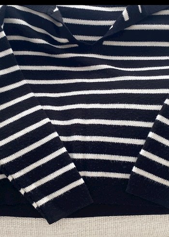 Çizgili Siyah Kadın Triko Kazak bir kez bir ikisaatliğine giyild - Görsel 5