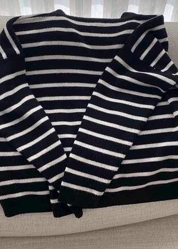 Çizgili Siyah Kadın Triko Kazak bir kez bir ikisaatliğine giyild - Görsel 2